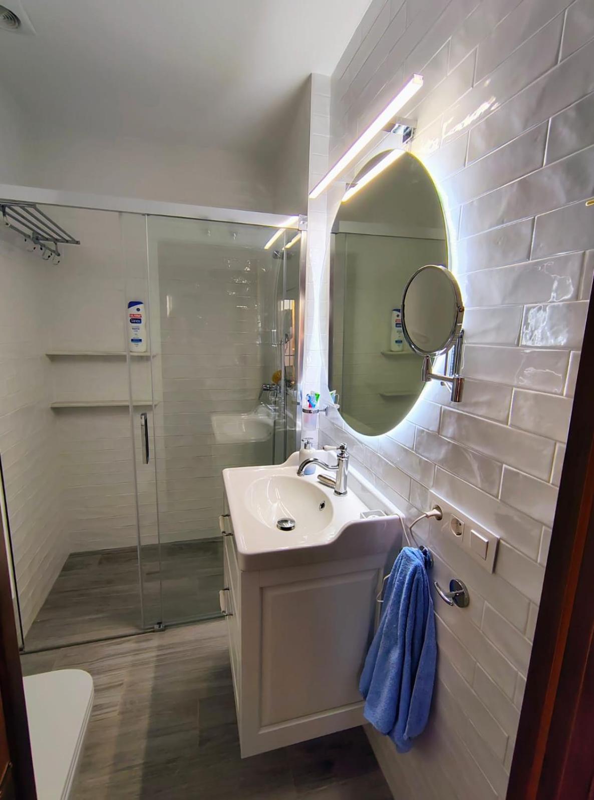 Nau Apartament *